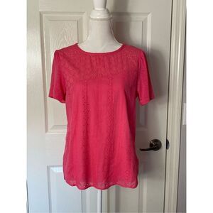 KAKTUS Women's SMALL Eyelet Top in Color: Berry